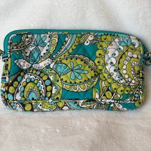 Vera Bradley Vintage Quilted Wristlet Peacock Retired Pattern